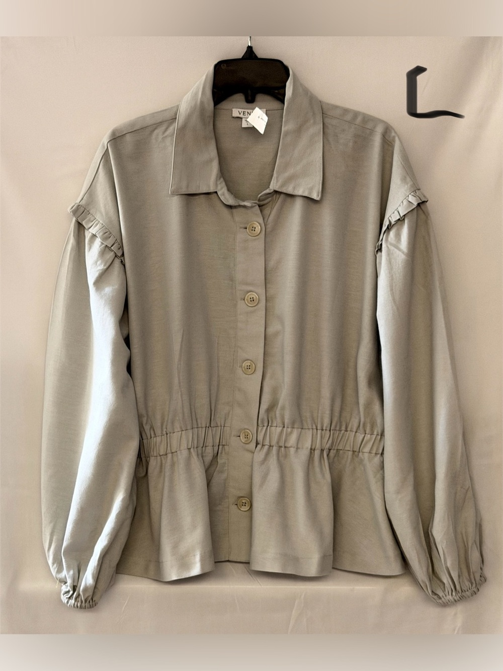 VENUS Pale Gray Button-Front Peplum Jacket